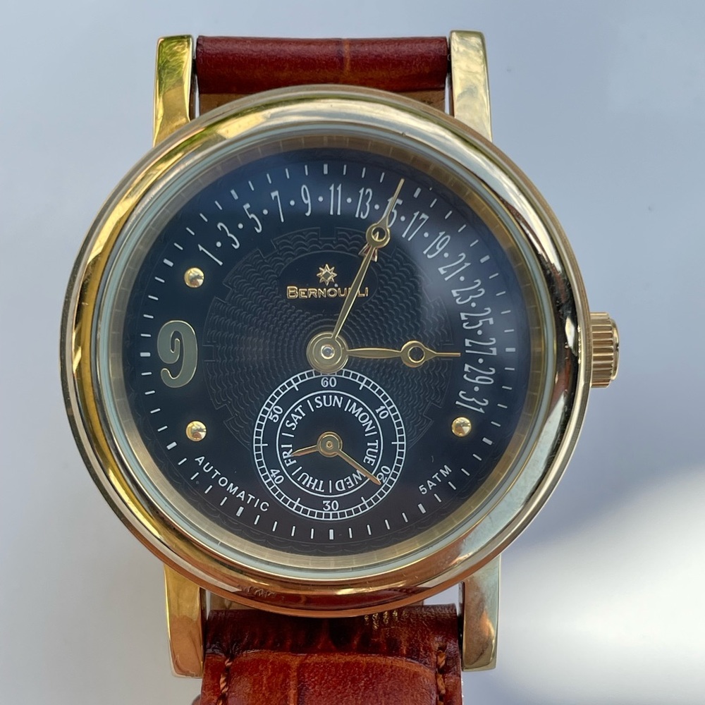 Bernoulli Watch